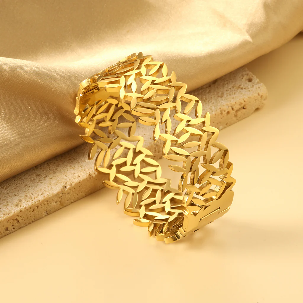 The Aura Link, 18k Gold Plated Bracelet
