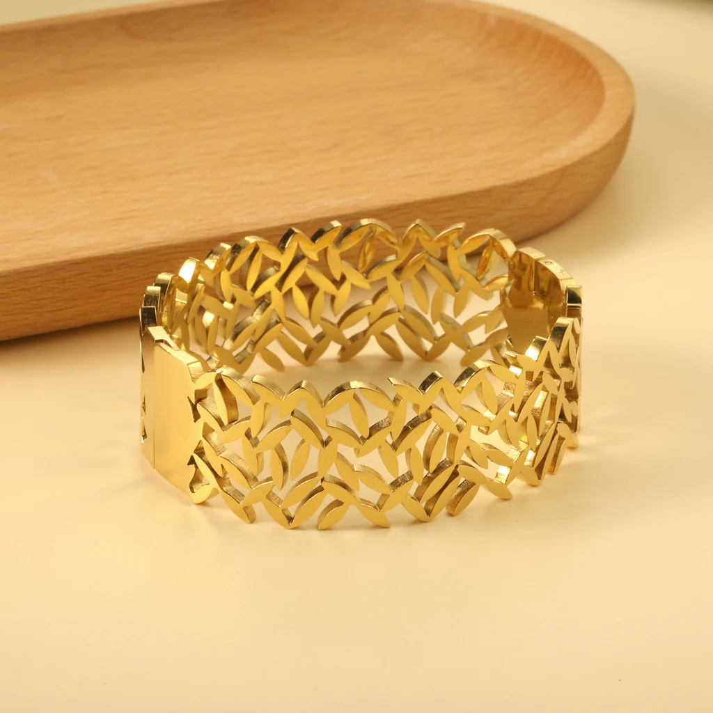 The Aura Link, 18k Gold Plated Bracelet