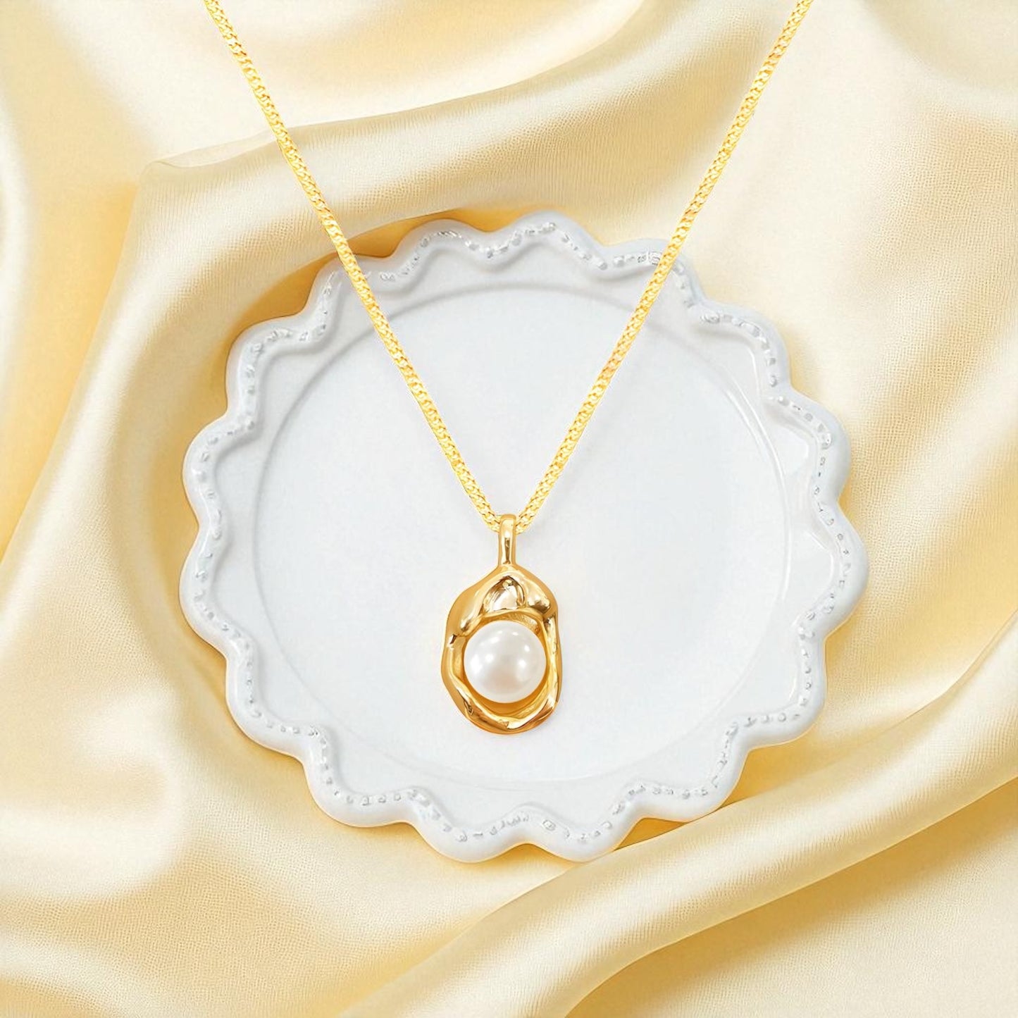 Serenity Pearl , 18K Gold Plated Steel