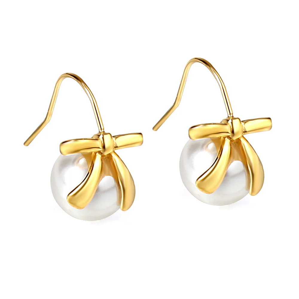 Grace Pearl, 18k Gold Plated Earrings