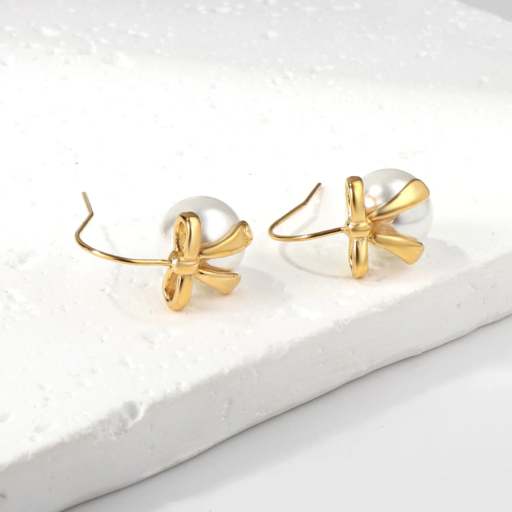 Grace Pearl, 18k Gold Plated Earrings